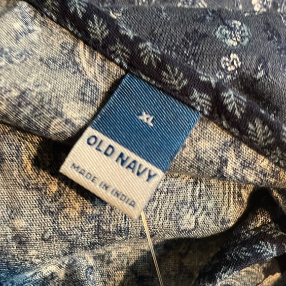 Top - Picture 5 of 6